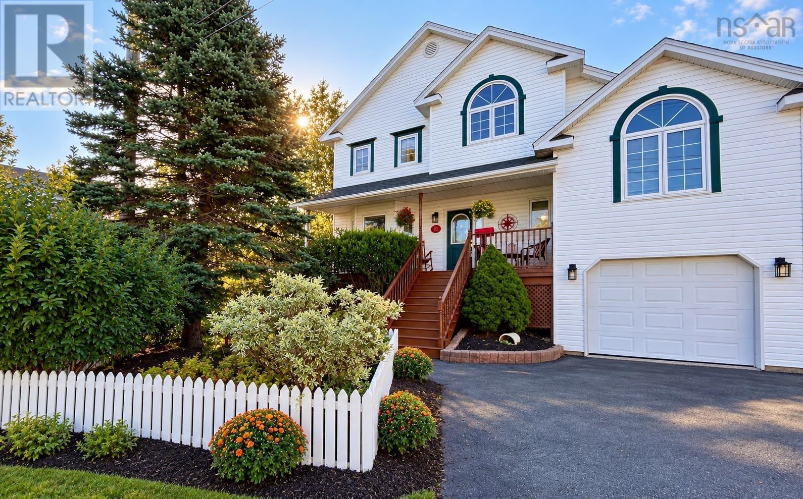 10 Blanchard Crescent, Bedford, NS, B4A 4C5