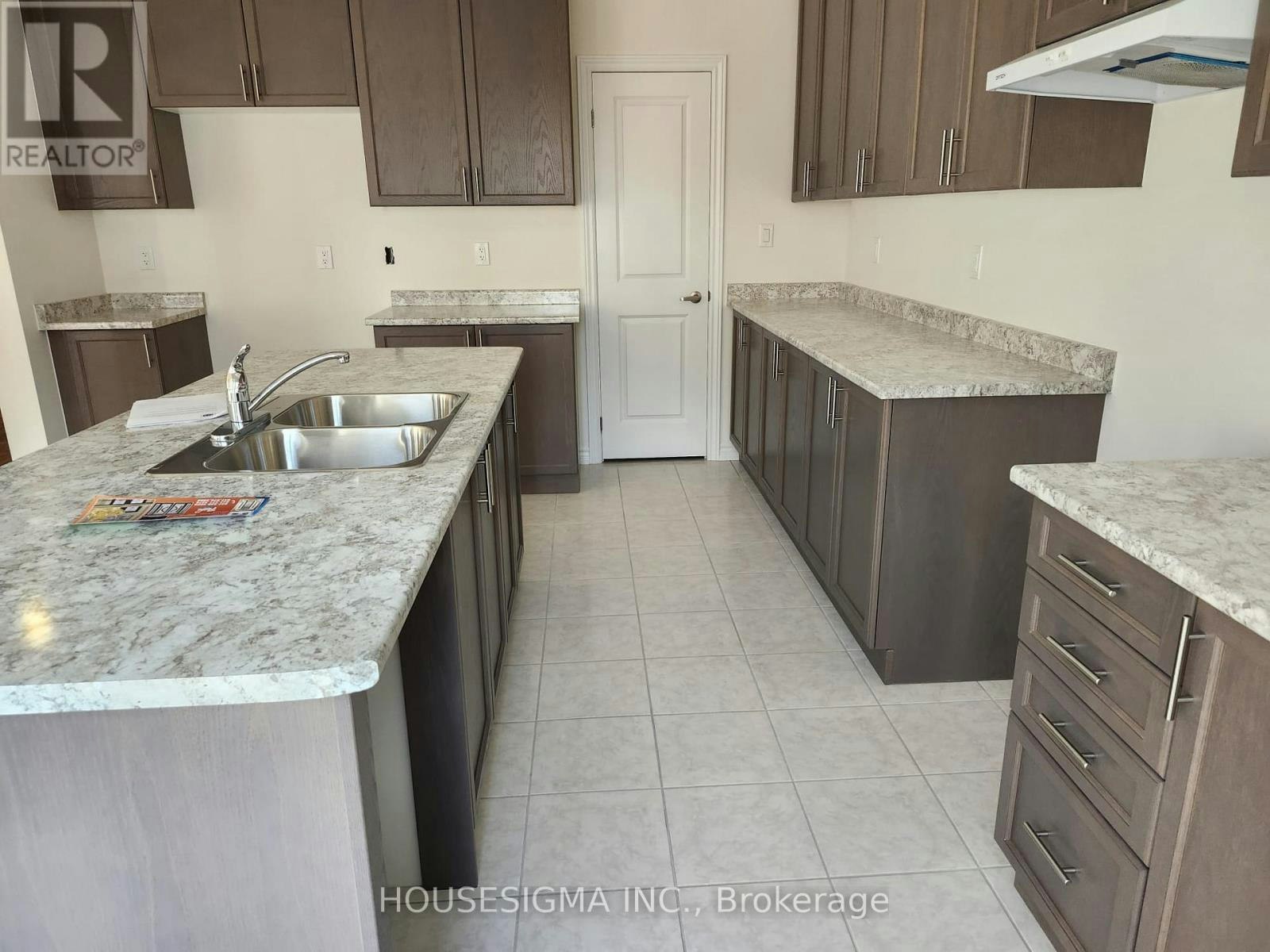 2988 Zenith Parkway, Pickering, ON, L1X 0R1 - 19