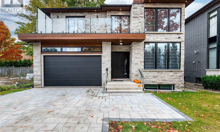 3081 Grenville Drive