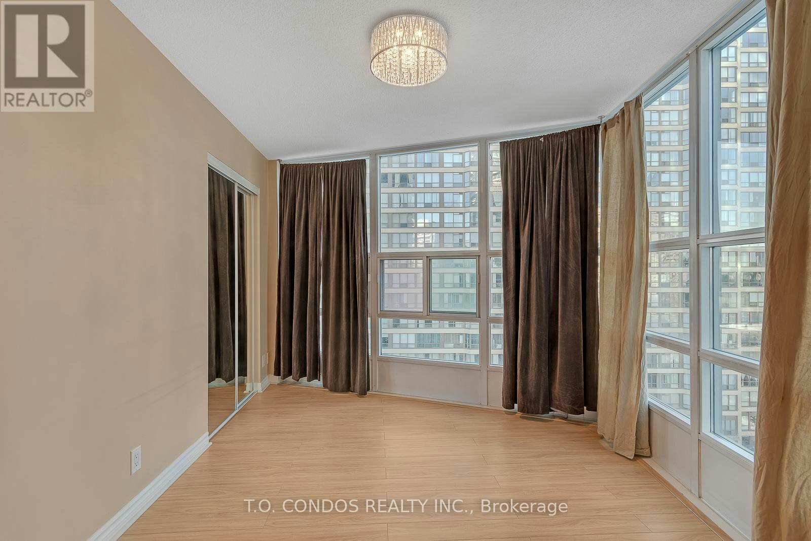 906-33 Elm Drive W, Mississauga, ON, L5B 4M2 - 13