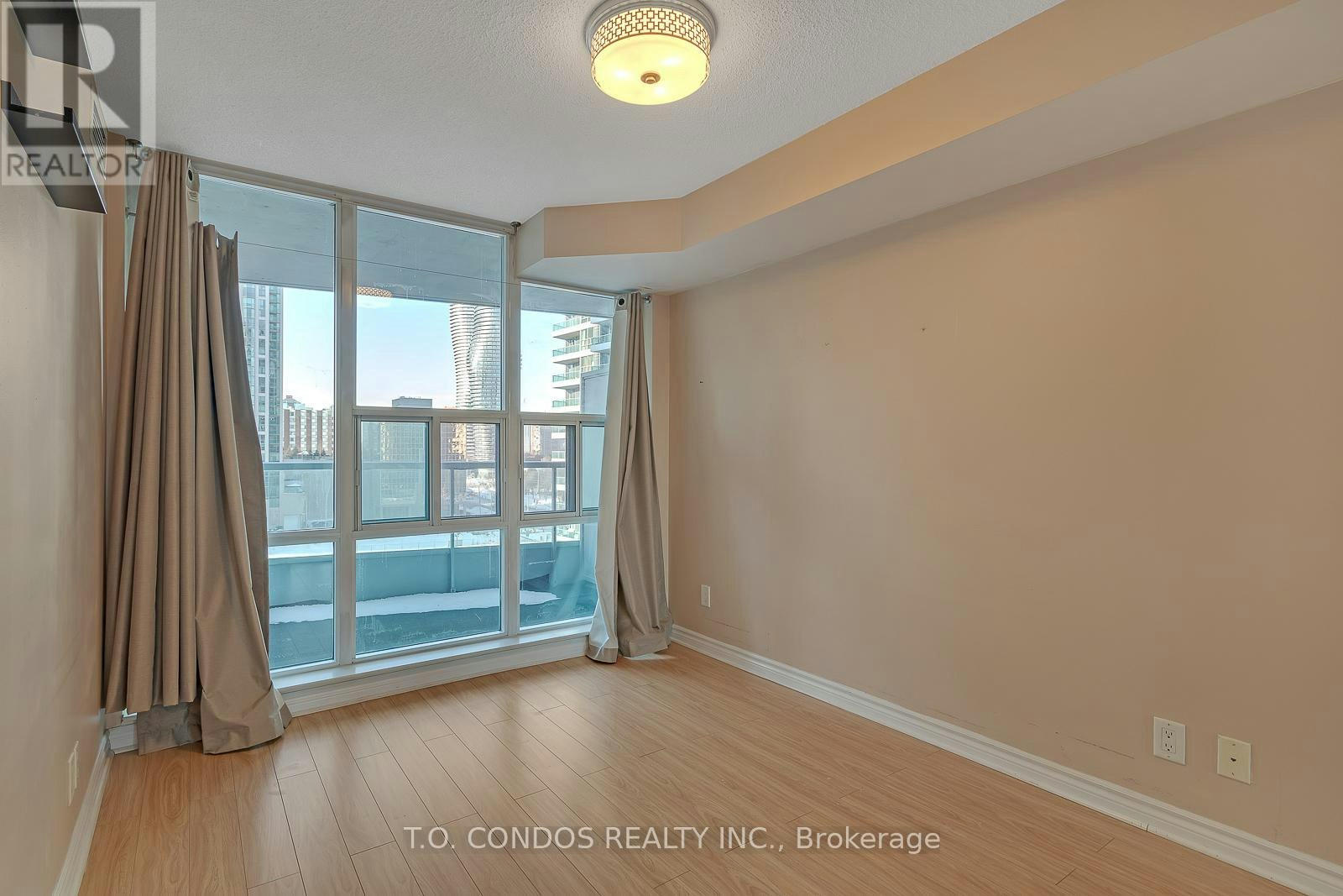 906-33 Elm Drive W, Mississauga, ON, L5B 4M2 - 17