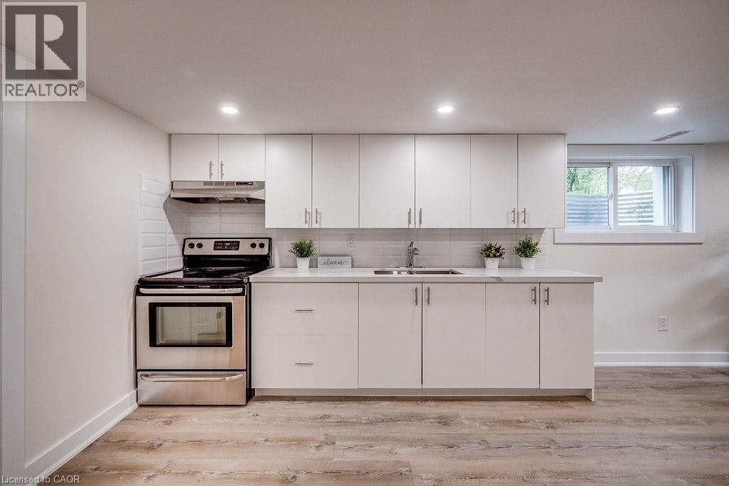 LL-403 Elizabeth Street, Grimsby, ON, L3M 3K7 - 7