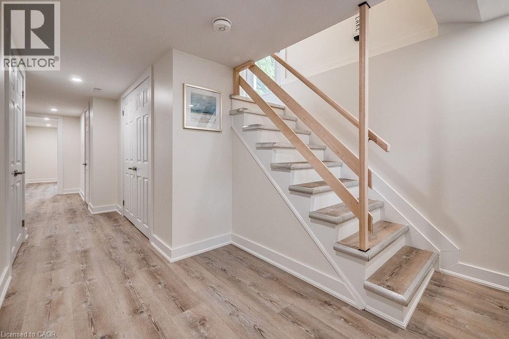 LL-403 Elizabeth Street, Grimsby, ON, L3M 3K7 - 2