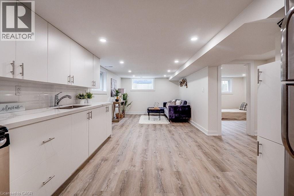 LL-403 Elizabeth Street, Grimsby, ON, L3M 3K7 - 8
