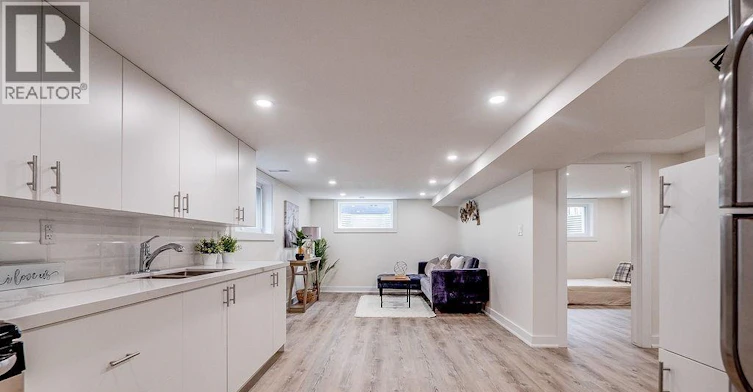 LL-403 Elizabeth Street, Grimsby, ON, L3M 3K7 - 8