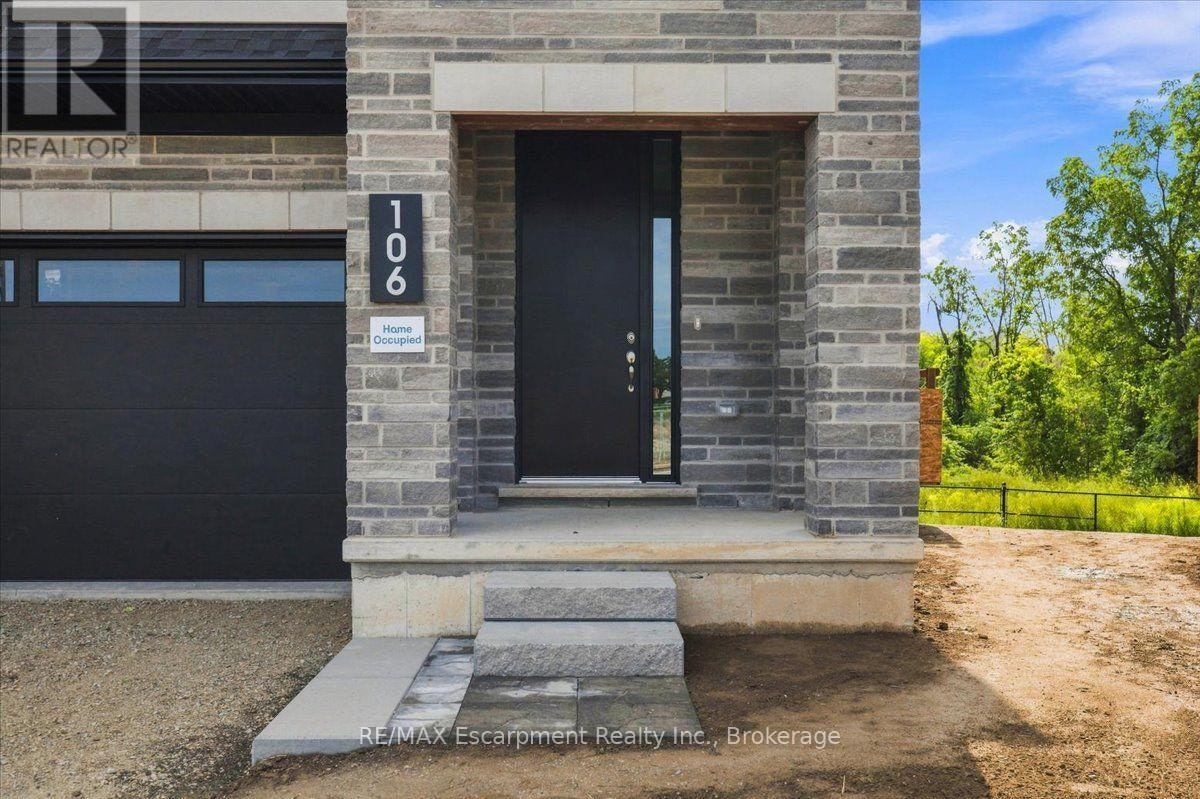 106 Valley Trail Place, Hamilton, ON, L8B 2A2 - 4
