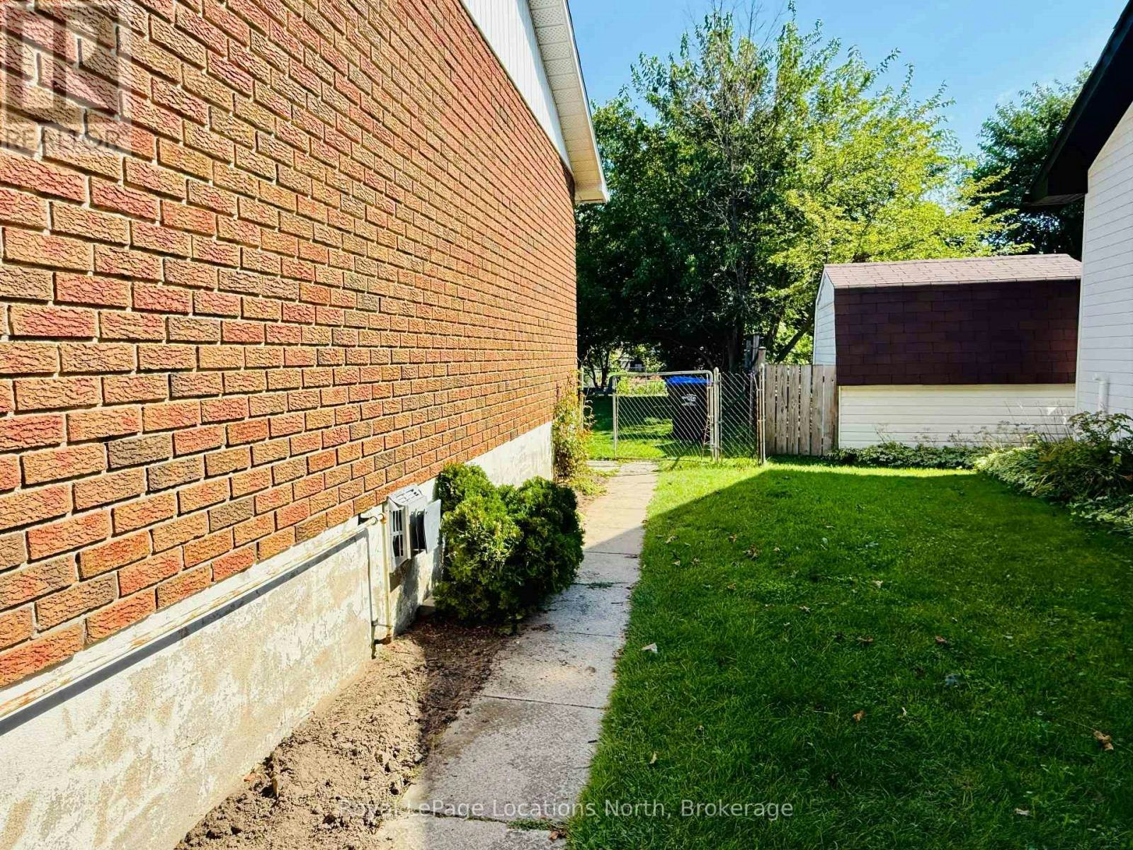B-373 Peel Street, Collingwood, ON, L9Y 3W5 - 3
