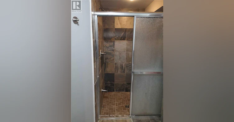 GL-28 Martell Gate, Aurora, ON, L4G 0C4 - 8