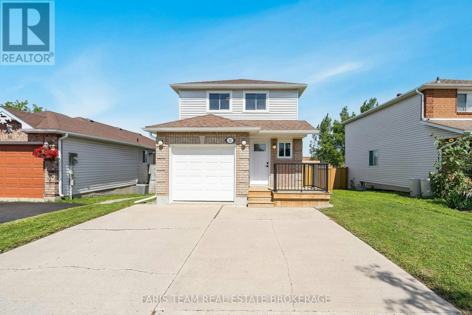 12 Arthur Avenue, Barrie, ON, L4M 6H3