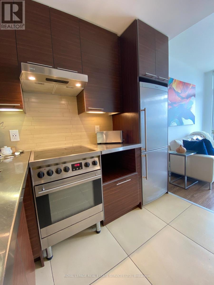 1605-1 Market Street, Toronto, ON, M5E 0A2 - 4