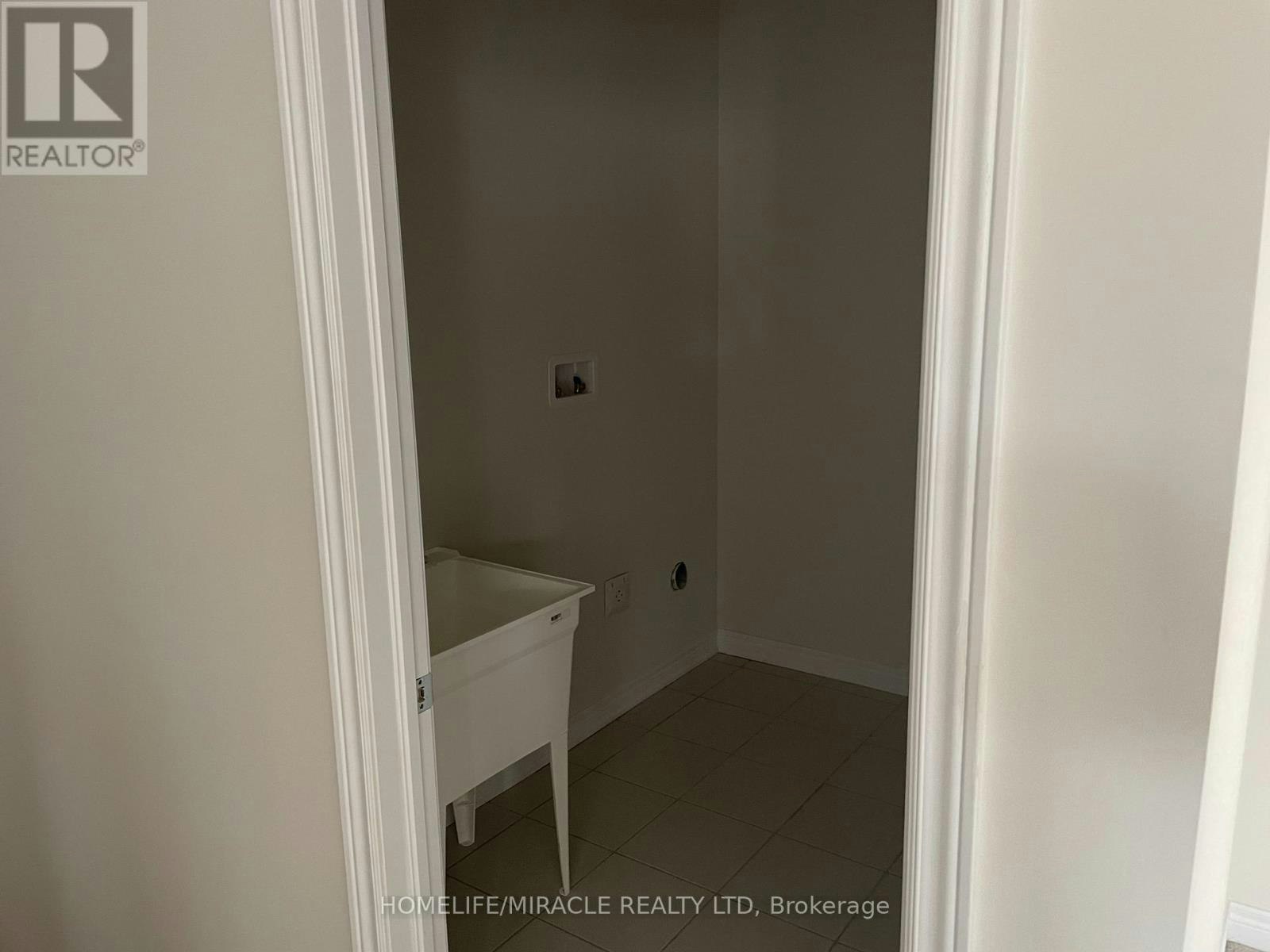 2175 Coppermine Street, Oshawa, ON, L1L 0T1 - 10