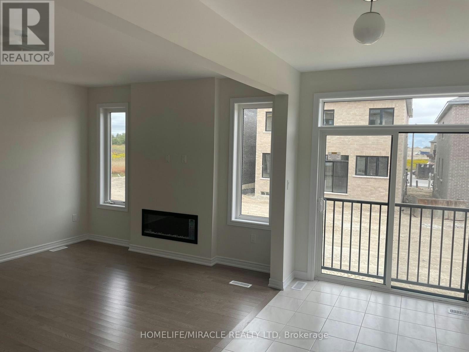 2175 Coppermine Street, Oshawa, ON, L1L 0T1 - 5