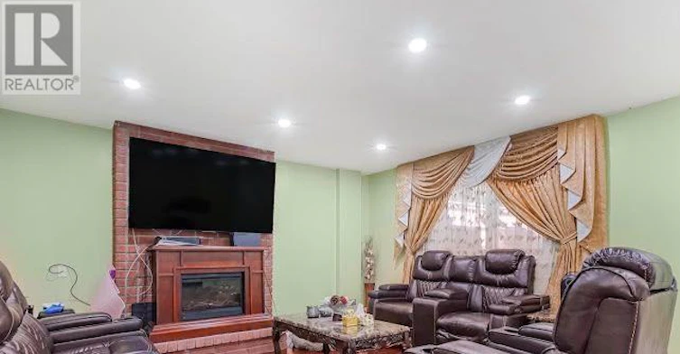 BSMT-149 Nelson Street, Toronto, ON, M1J 3J8 - 2