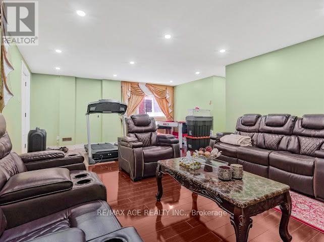 BSMT-149 Nelson Street, Toronto, ON, M1J 3J8 - 3