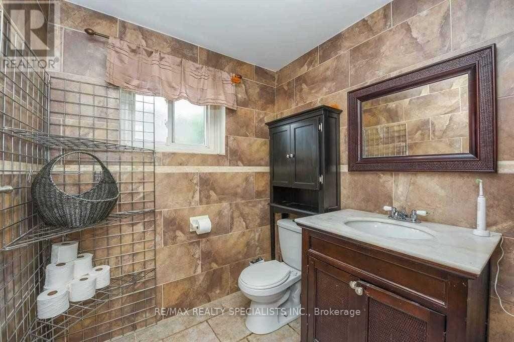 2 Marchbank Crescent, Brampton, ON, L6S 3B1 - 30