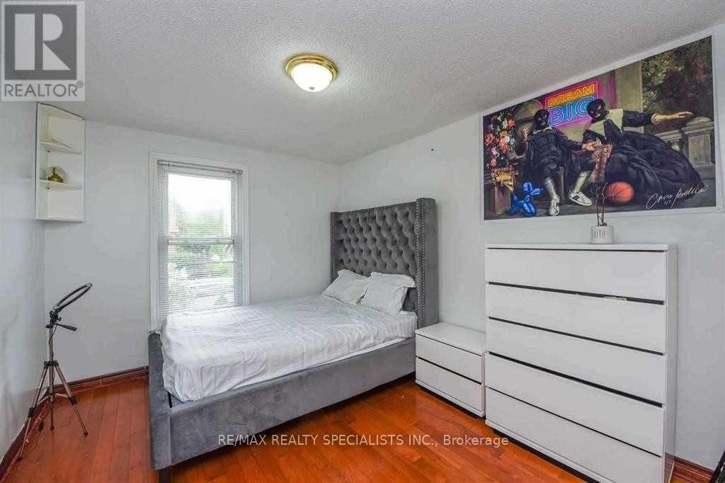 2 Marchbank Crescent, Brampton, ON, L6S 3B1 - 22