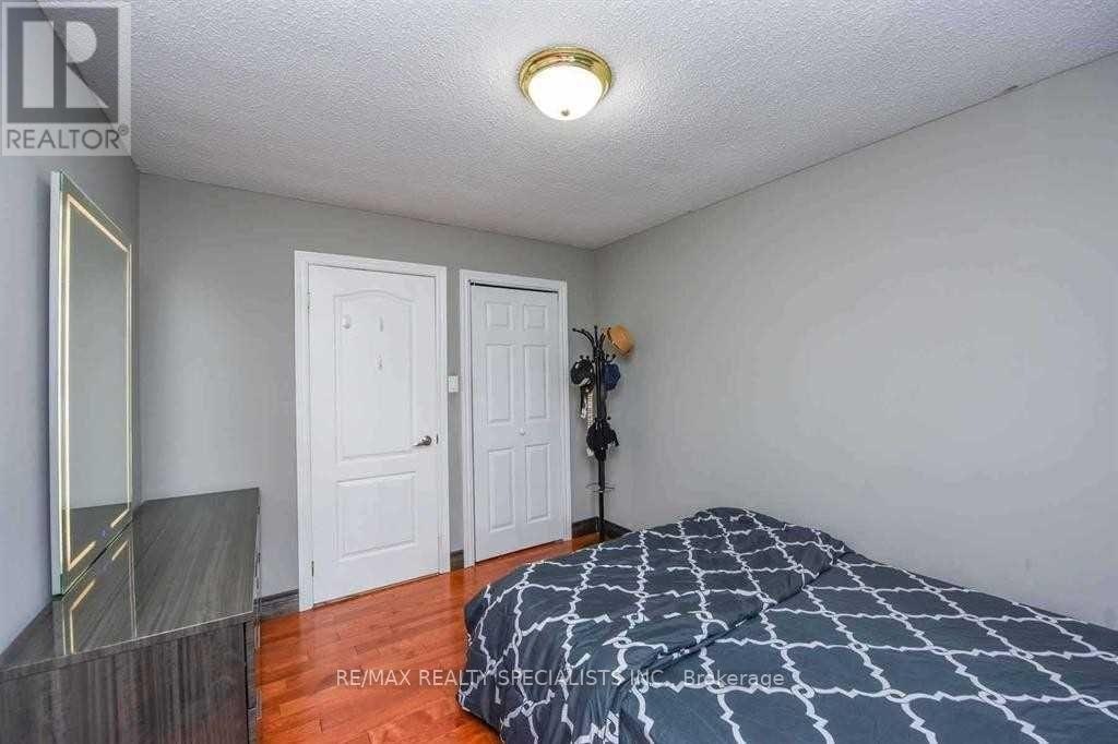 2 Marchbank Crescent, Brampton, ON, L6S 3B1 - 21