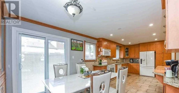 2 Marchbank Crescent, Brampton, ON, L6S 3B1 - 9