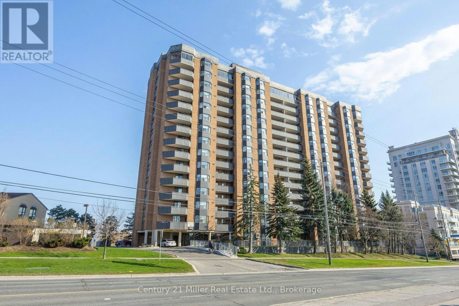 411-3845 Lake Shore Boulevard W, Toronto, ON, M8W 4Y3