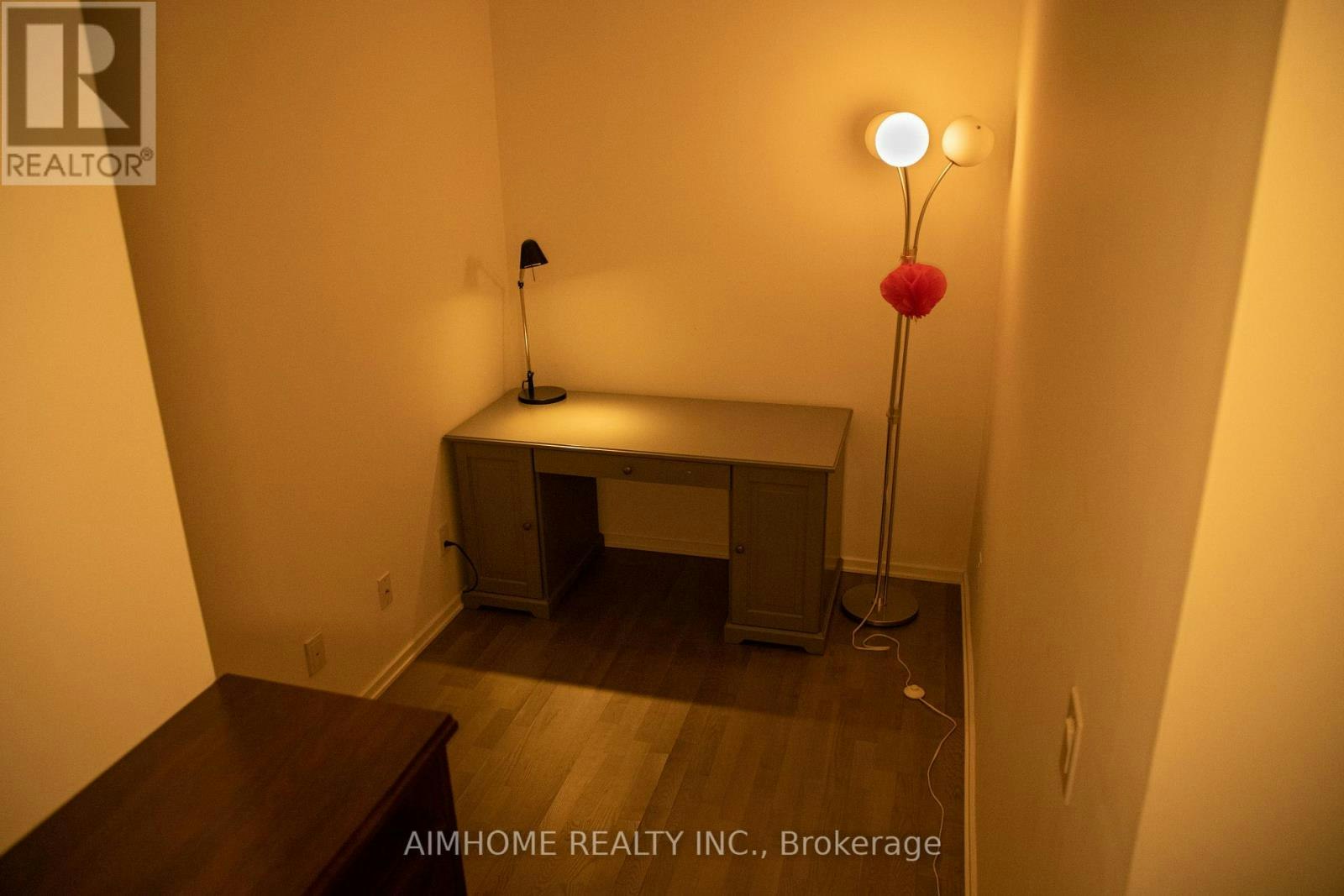 4907-1 Bloor Street E, Toronto, ON, M4W 1A9 - 27