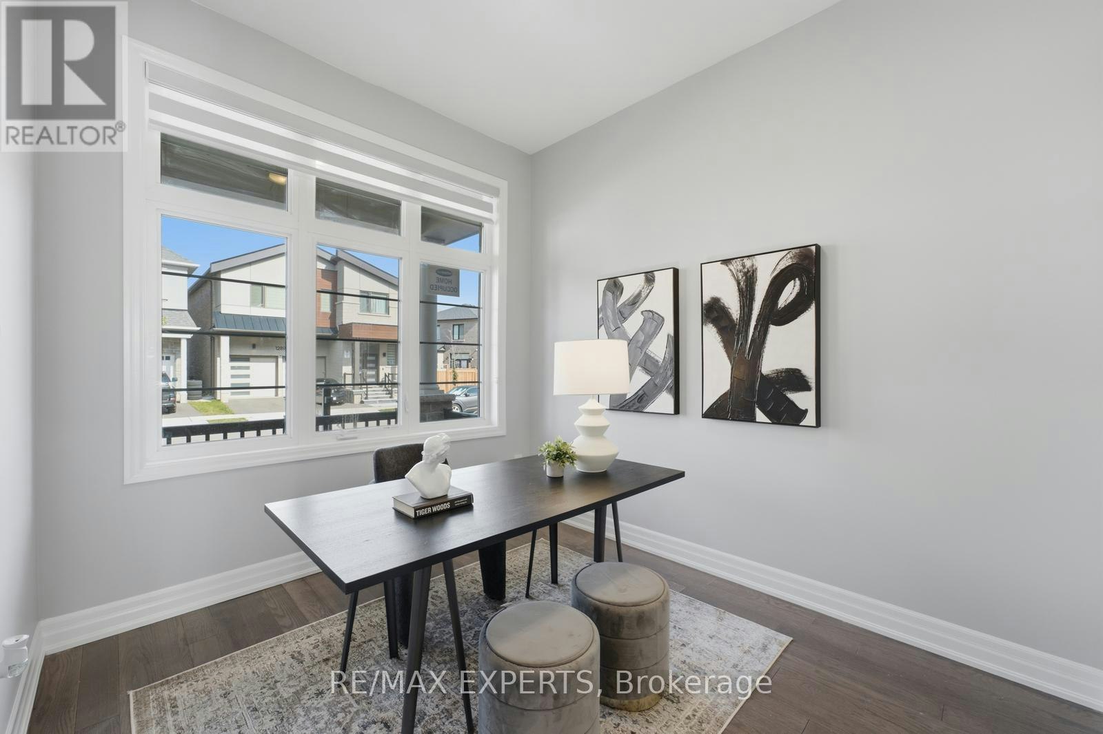 1296 Aymond Crescent W, Oakville, ON, L6H 7W8 - 7