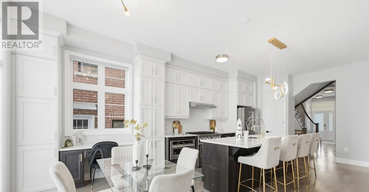 1296 Aymond Crescent W, Oakville, ON, L6H 7W8 - 12