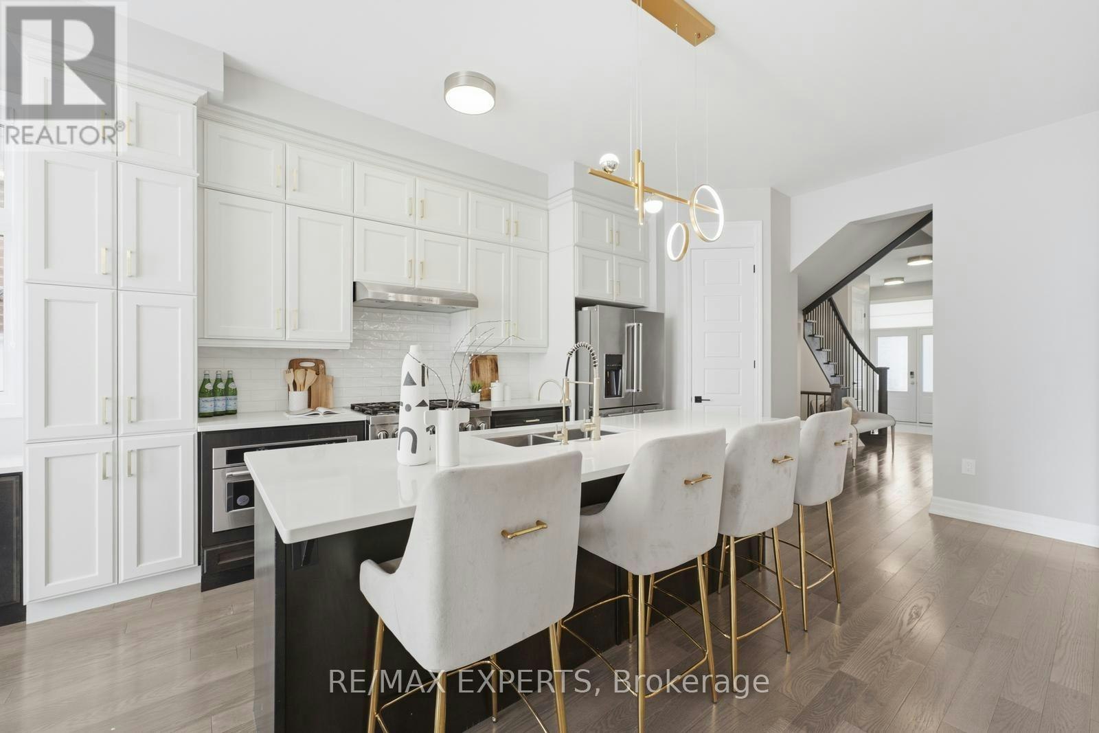 1296 Aymond Crescent W, Oakville, ON, L6H 7W8 - 13