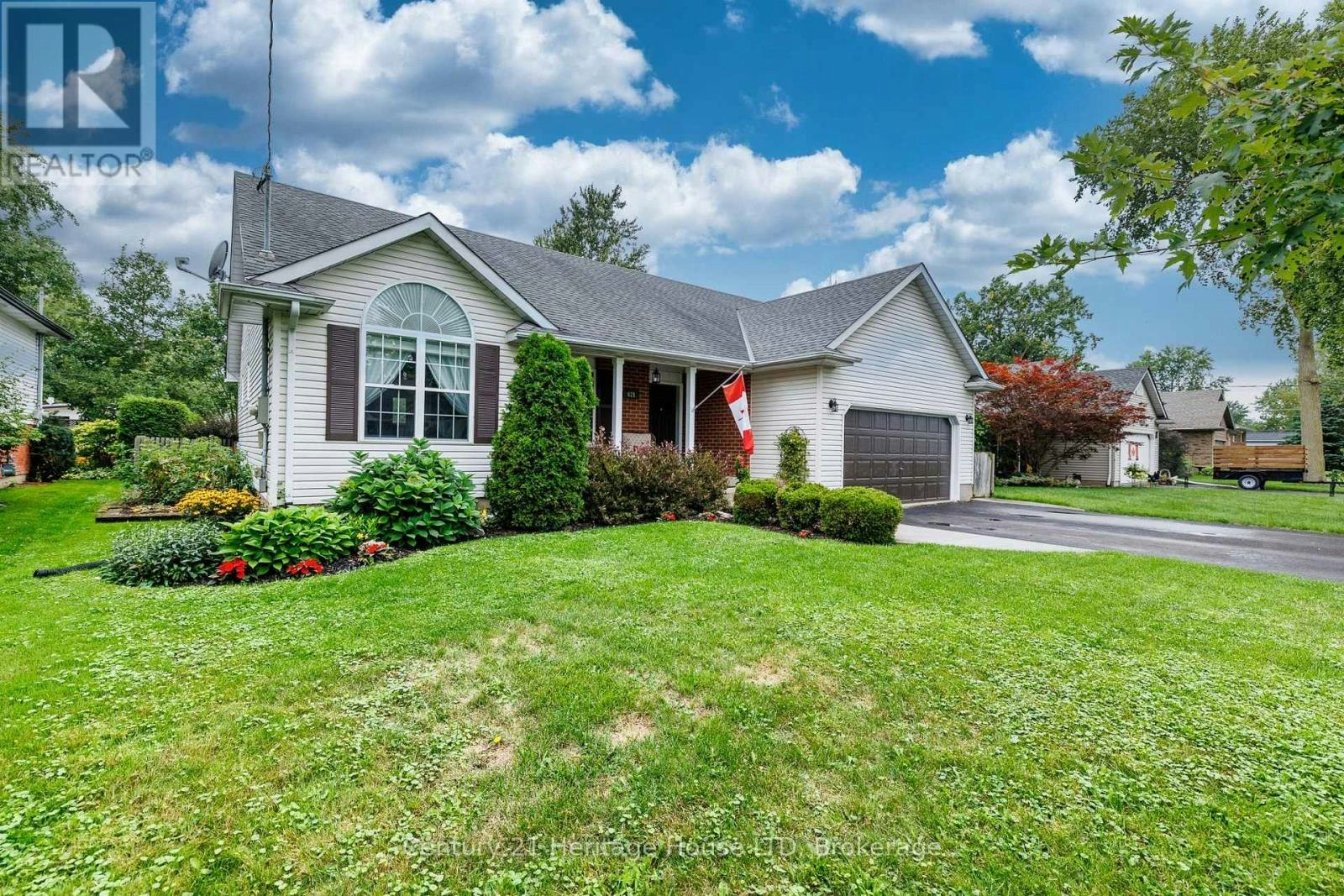 621 Parkdale Avenue, Fort Erie, ON, L2A 5B3