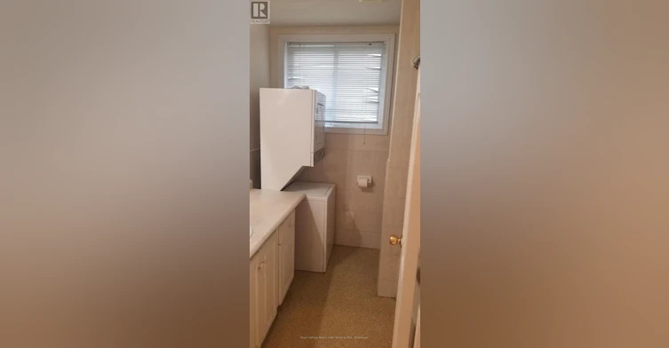 BSMT-570 Fourth Line, Oakville, ON, L6L 5A7 - 6