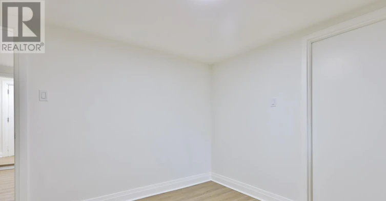 A-2369 Queen Street E, Toronto, ON, M4E 1H2 - 14