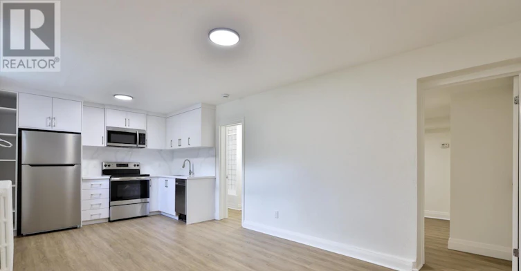 A-2369 Queen Street E, Toronto, ON, M4E 1H2 - 3