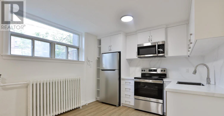 A-2369 Queen Street E, Toronto, ON, M4E 1H2 - 7