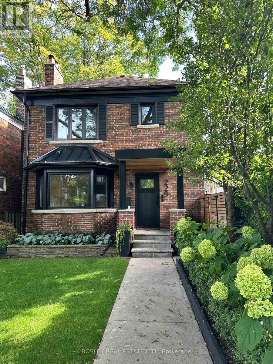 2-229 Manor Road E, Toronto, ON, M4S 1R9