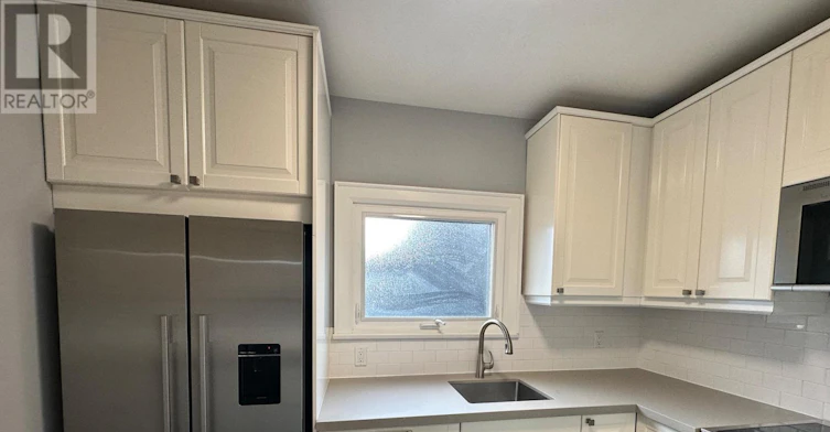 2-229 Manor Road E, Toronto, ON, M4S 1R9 - 9