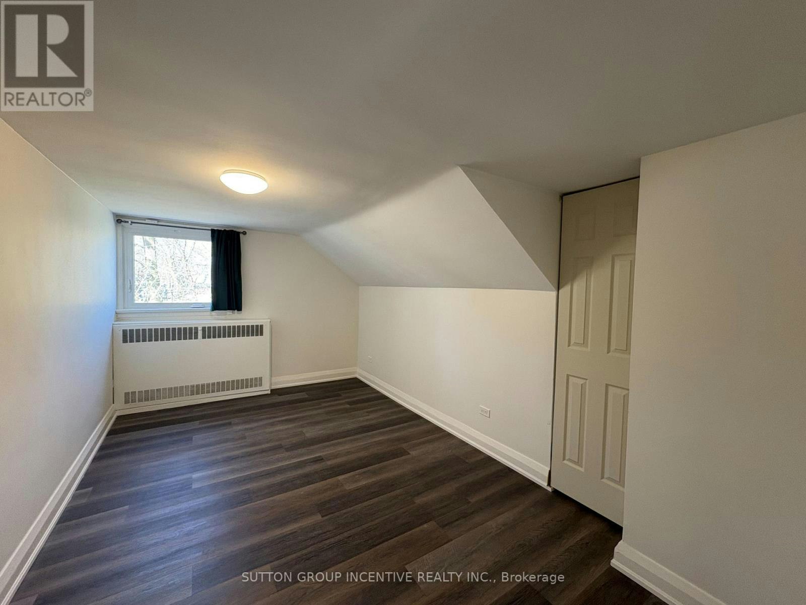 UPPER-20 Bayview Drive, Barrie, ON, L4N 3N5 - 7