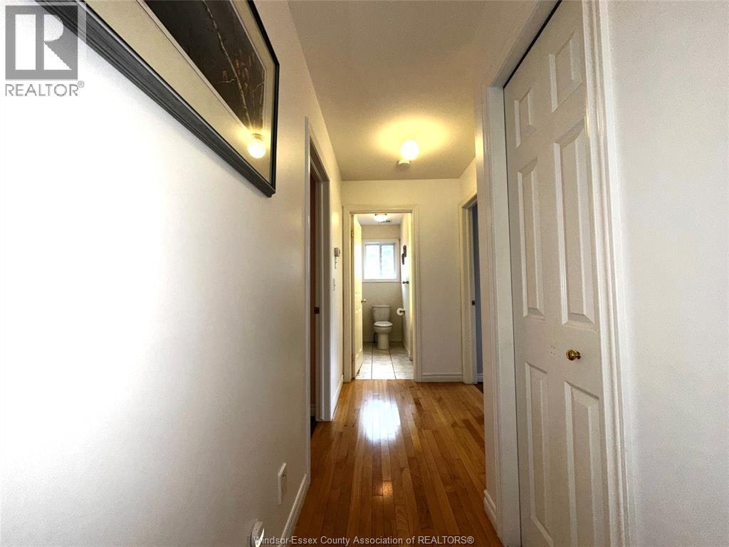 2292 Askin, Windsor, ON, N9B 3Y4 - 16
