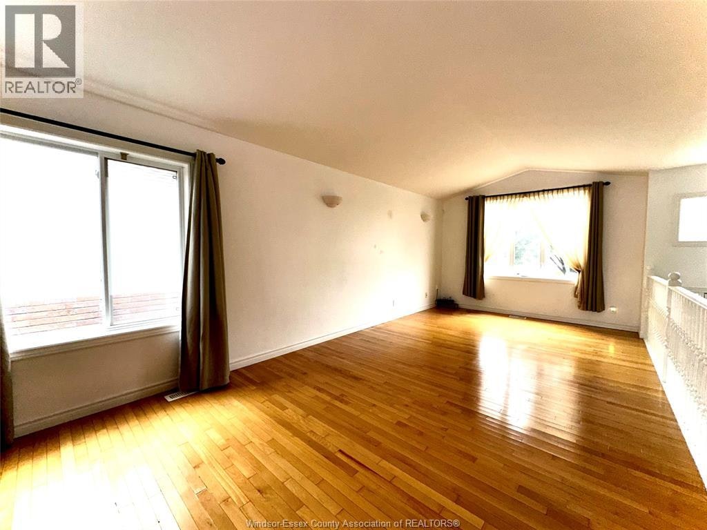 2292 Askin, Windsor, ON, N9B 3Y4 - 12