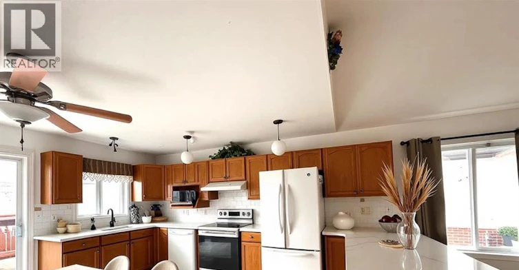 2292 Askin, Windsor, ON, N9B 3Y4 - 3