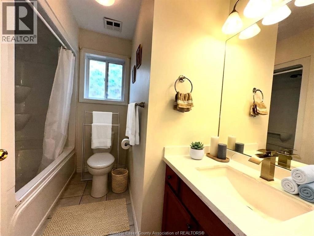 2292 Askin, Windsor, ON, N9B 3Y4 - 8