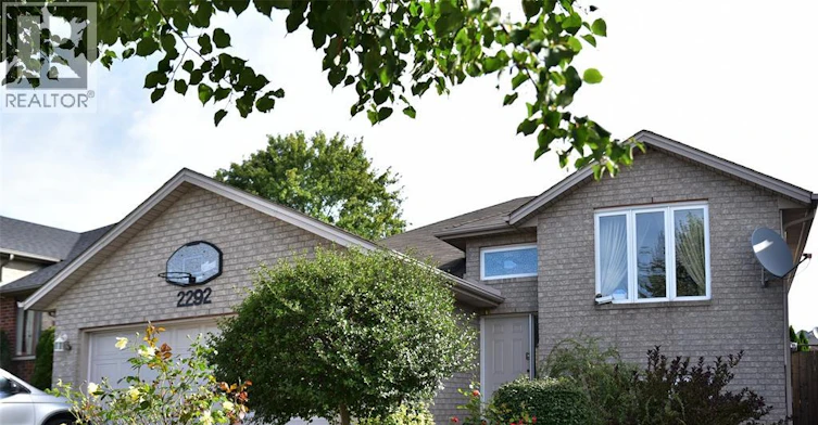 2292 Askin, Windsor, ON, N9B 3Y4