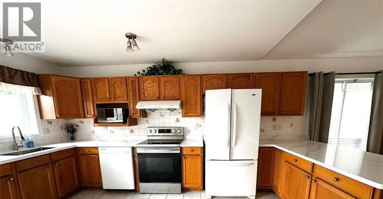 2292 Askin, Windsor, ON, N9B 3Y4 - 14