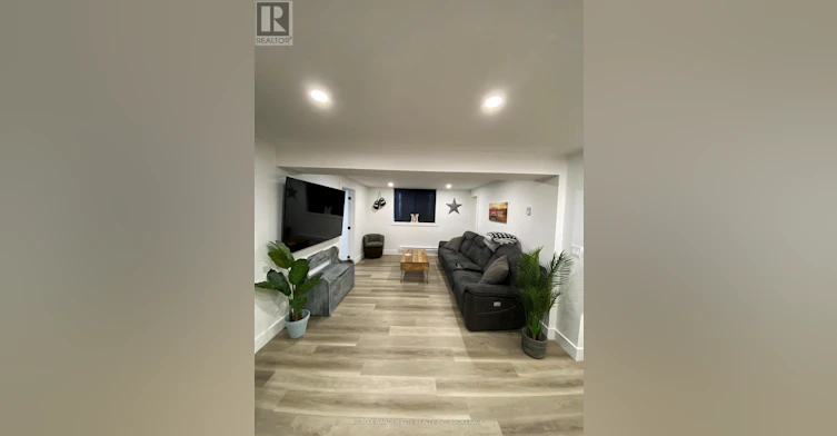 LOWER-618 Clare Avenue, Welland, ON, L3C 3C1 - 7