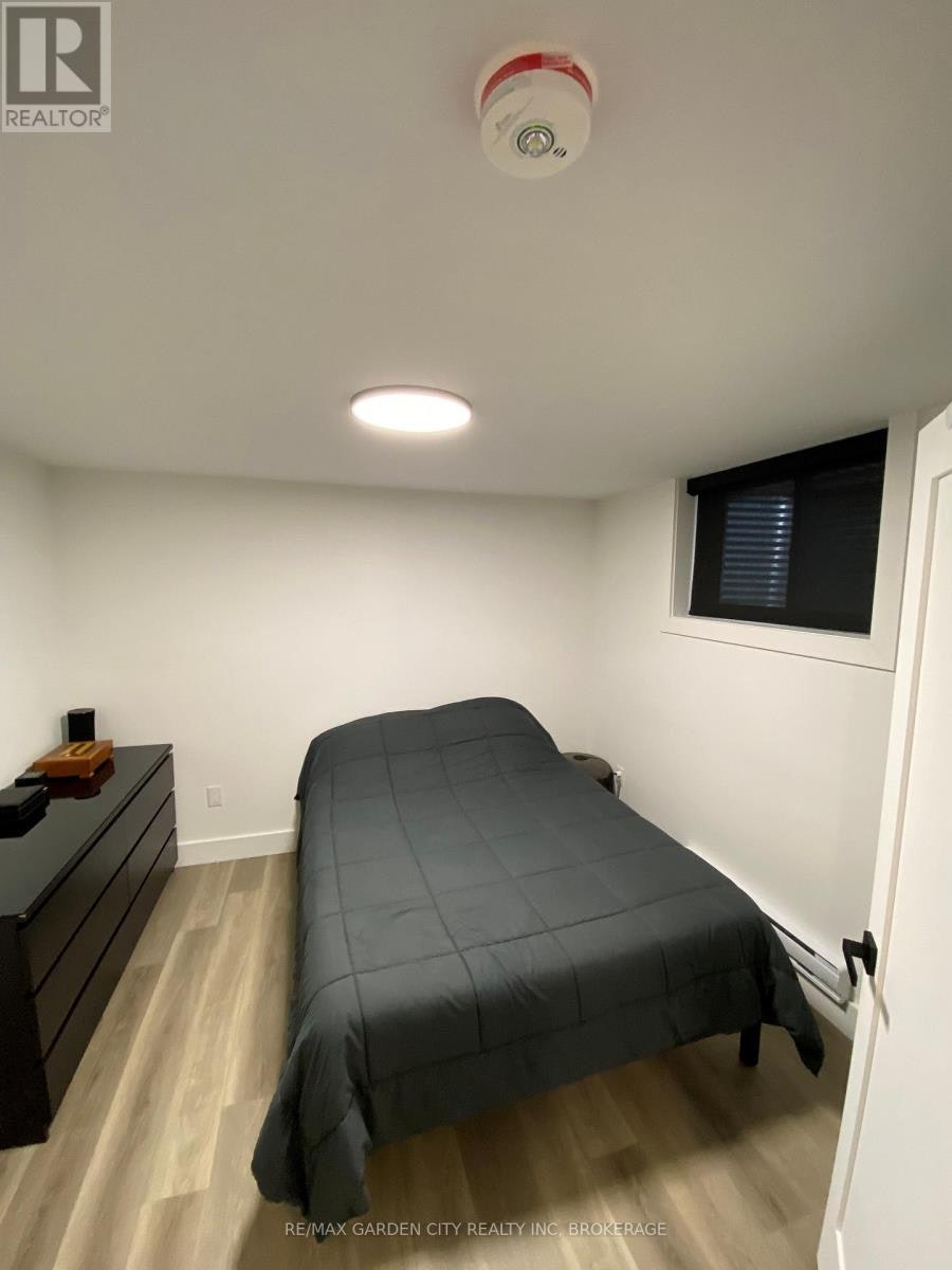 LOWER-618 Clare Avenue, Welland, ON, L3C 3C1 - 12