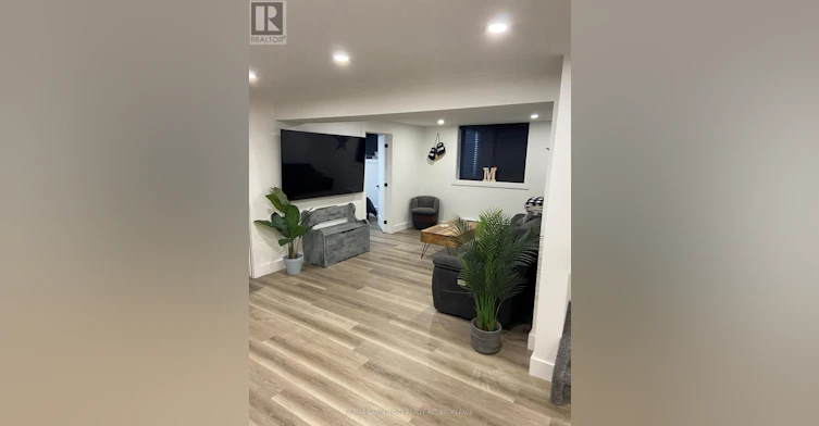 LOWER-618 Clare Avenue, Welland, ON, L3C 3C1 - 6