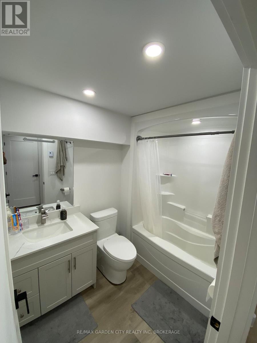 LOWER-618 Clare Avenue, Welland, ON, L3C 3C1 - 10