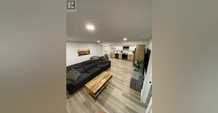 LOWER-618 Clare Avenue, Welland, ON, L3C 3C1 - 8