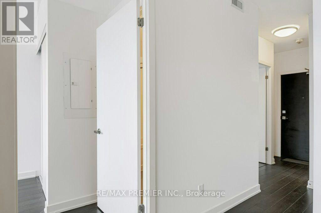 B601-5240 Dundas Street, Burlington, ON, L7L 0J6 - 18