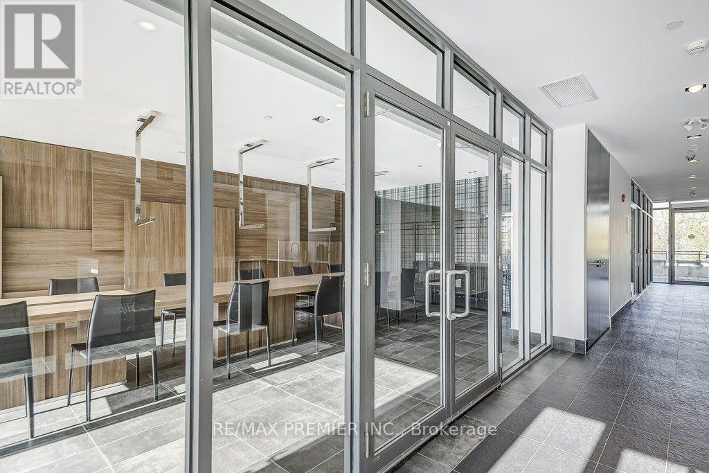B601-5240 Dundas Street, Burlington, ON, L7L 0J6 - 16