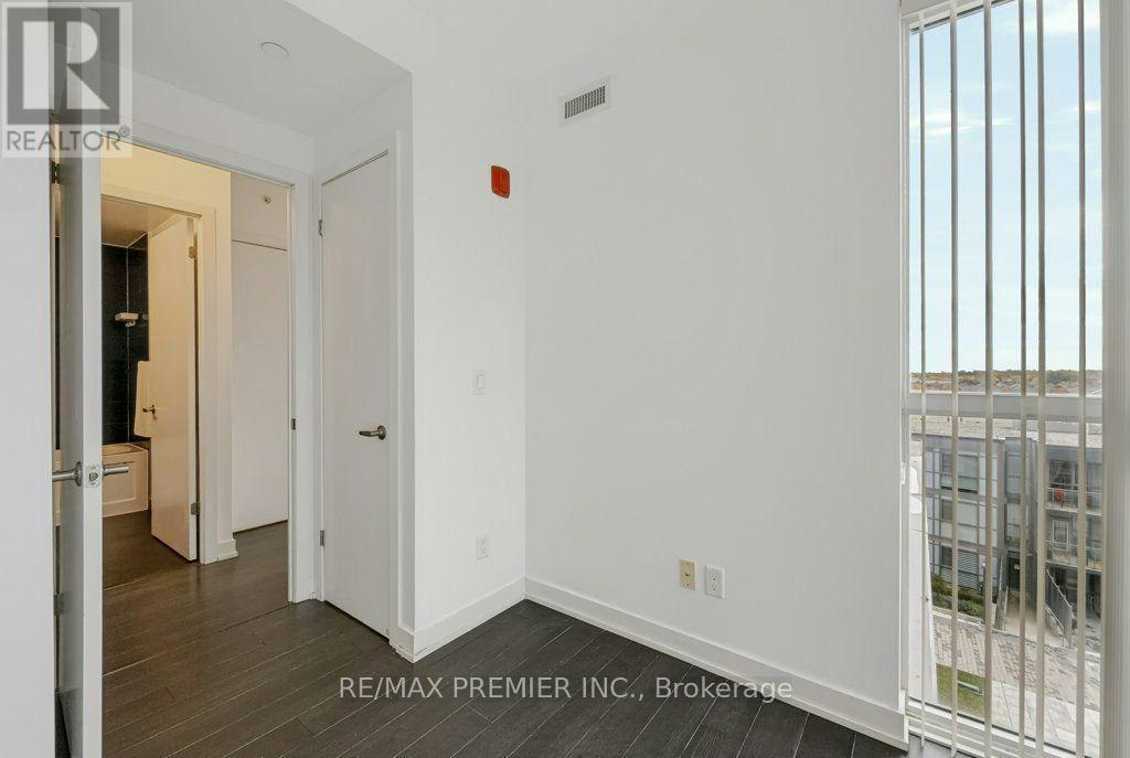 B601-5240 Dundas Street, Burlington, ON, L7L 0J6 - 8