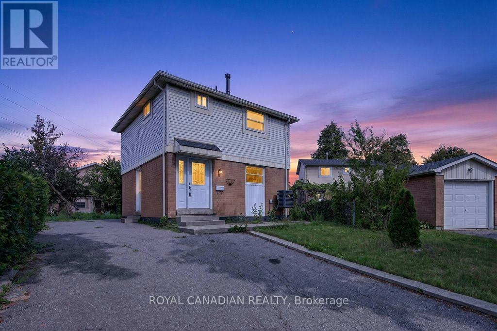 6 Damascus Drive, Toronto, ON, M9V 4G1
